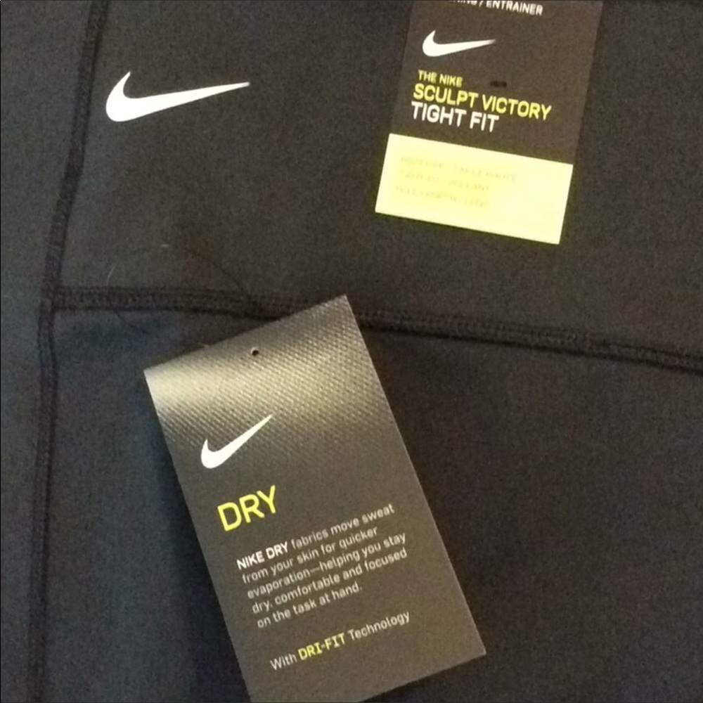 NWT Nike Sculpt Victory Yoga Training Leggings S - Picture 8 of 8